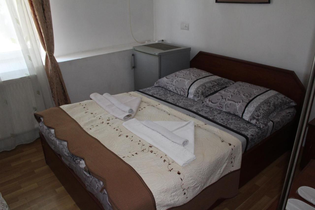 21 На Удачу Hotel Rustavi  Luaran gambar